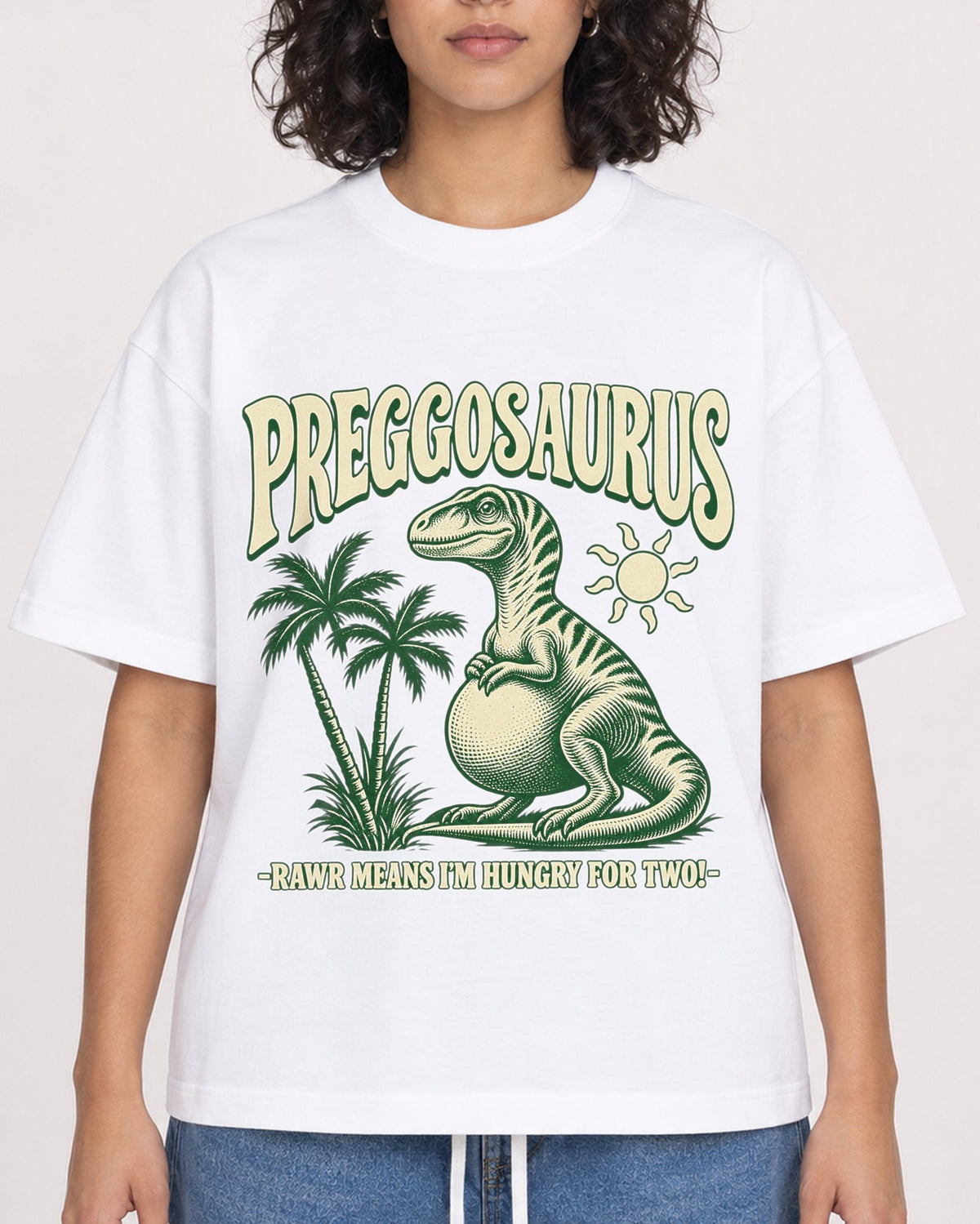 Mockup Boxy Heavyweight Tee White female close-up 26