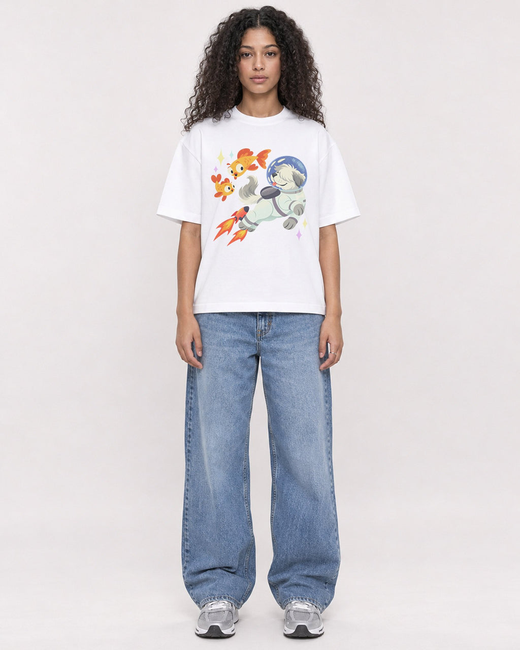 Mockup Boxy Heavyweight Tee White female full-body 10