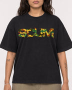 Mockup Boxy Heavyweight Tee Black female close-up 06