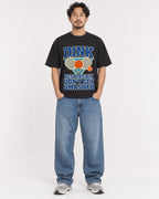 Mockup Boxy Heavyweight Tee Black male full-body 02