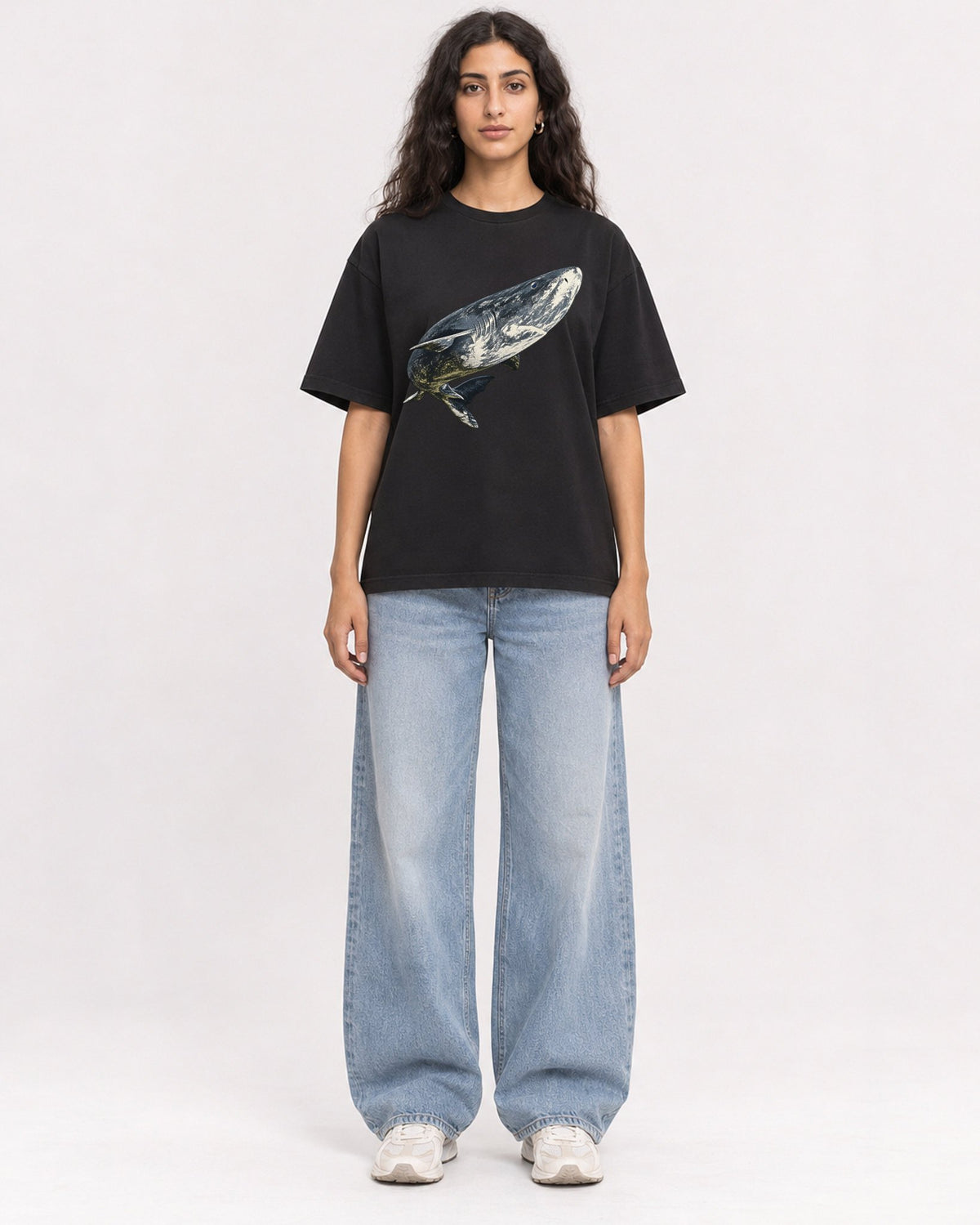 Mockup Boxy Heavyweight Tee Black female full-body 07