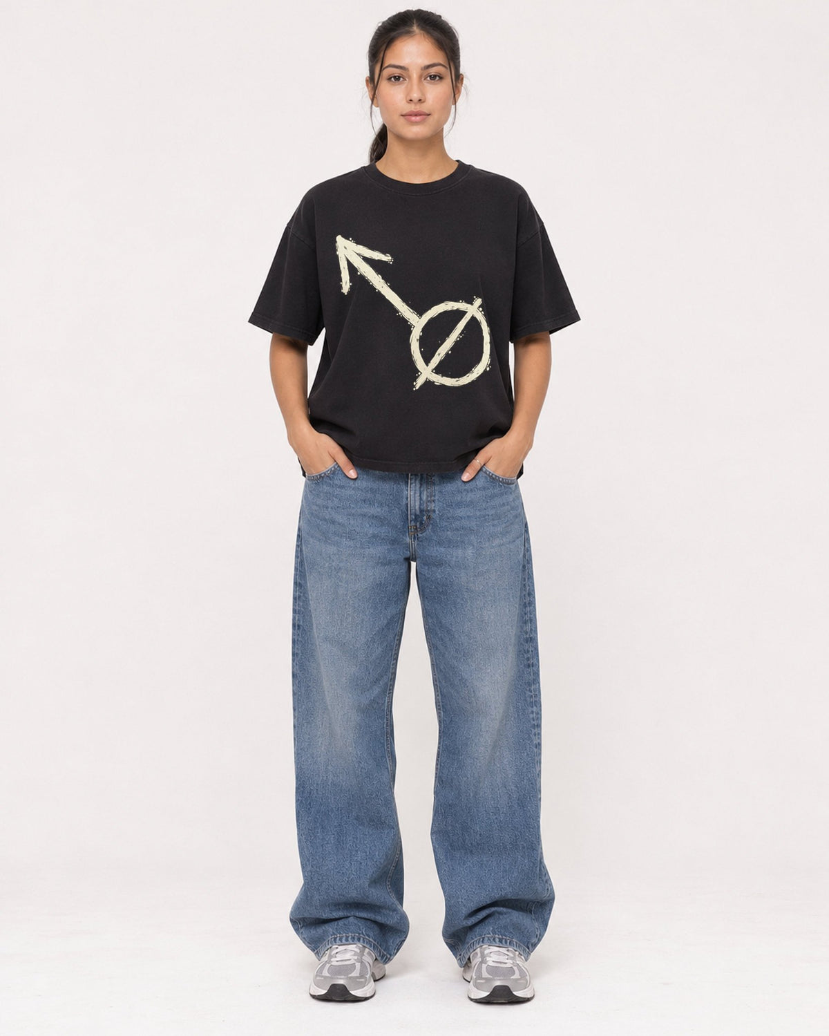 Mockup Boxy Heavyweight Tee Black female full-body 16