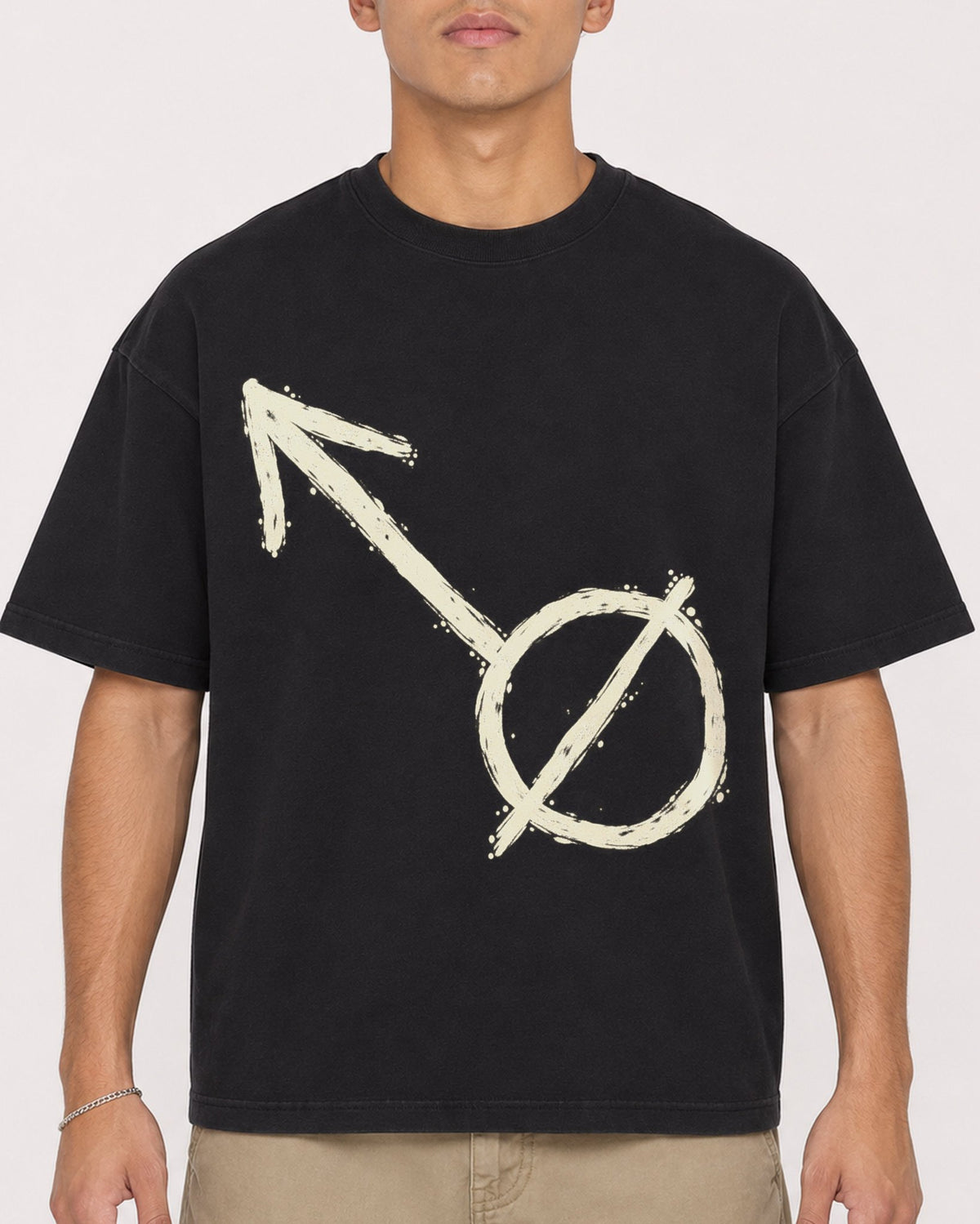 Mockup Boxy Heavyweight Tee Black male close-up 16
