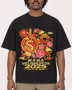 Mockup Boxy Heavyweight Tee Black male close-up 04