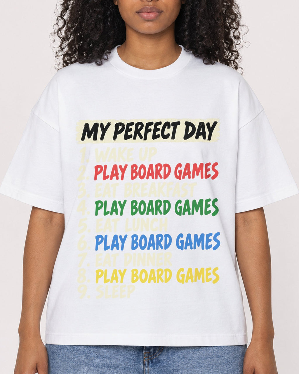 Mockup Boxy Heavyweight Tee White female close-up 05