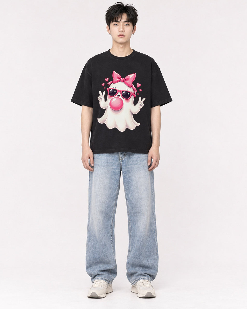 Mockup Boxy Heavyweight Tee Black male full-body 01
