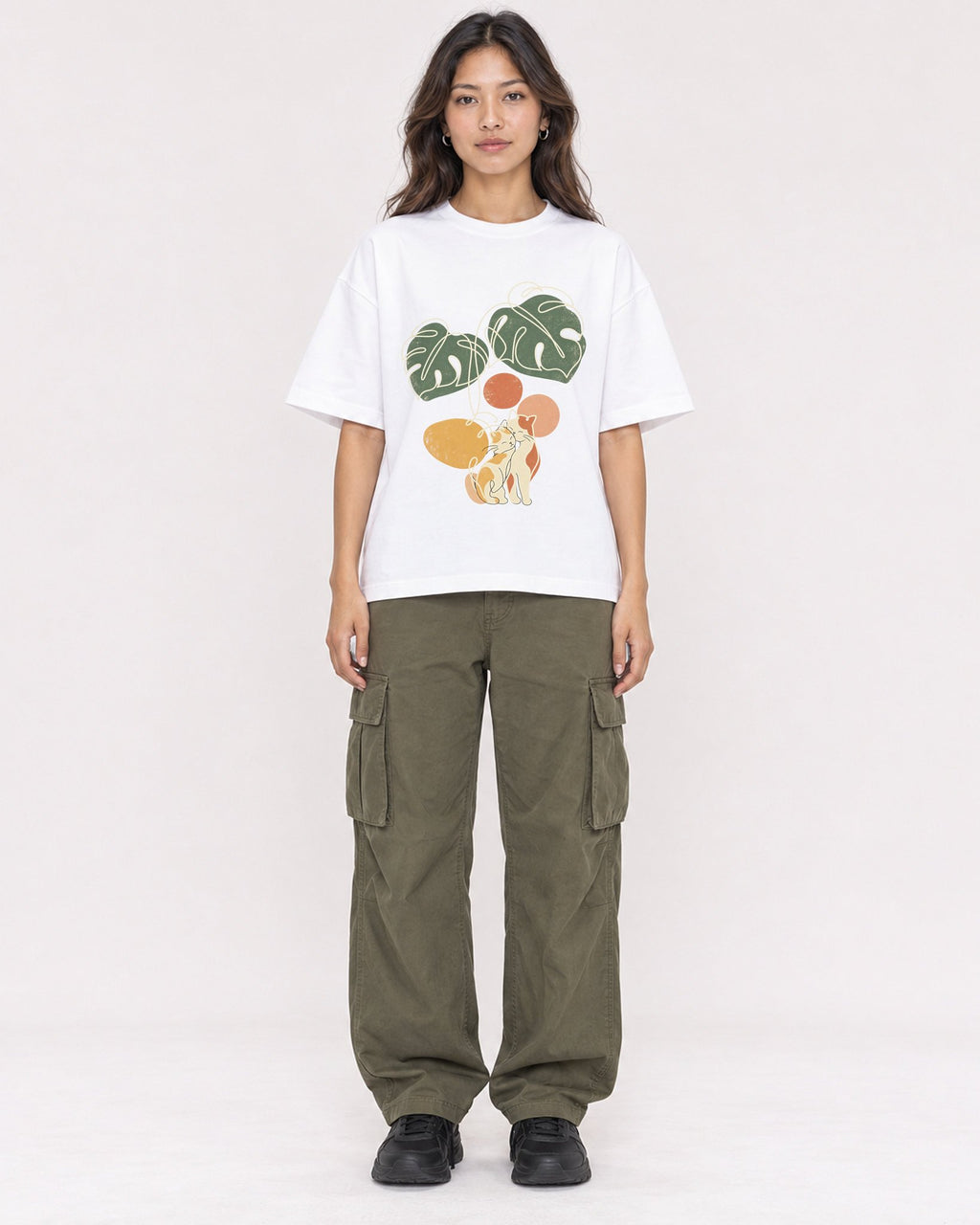 Mockup Boxy Heavyweight Tee White female full-body 02