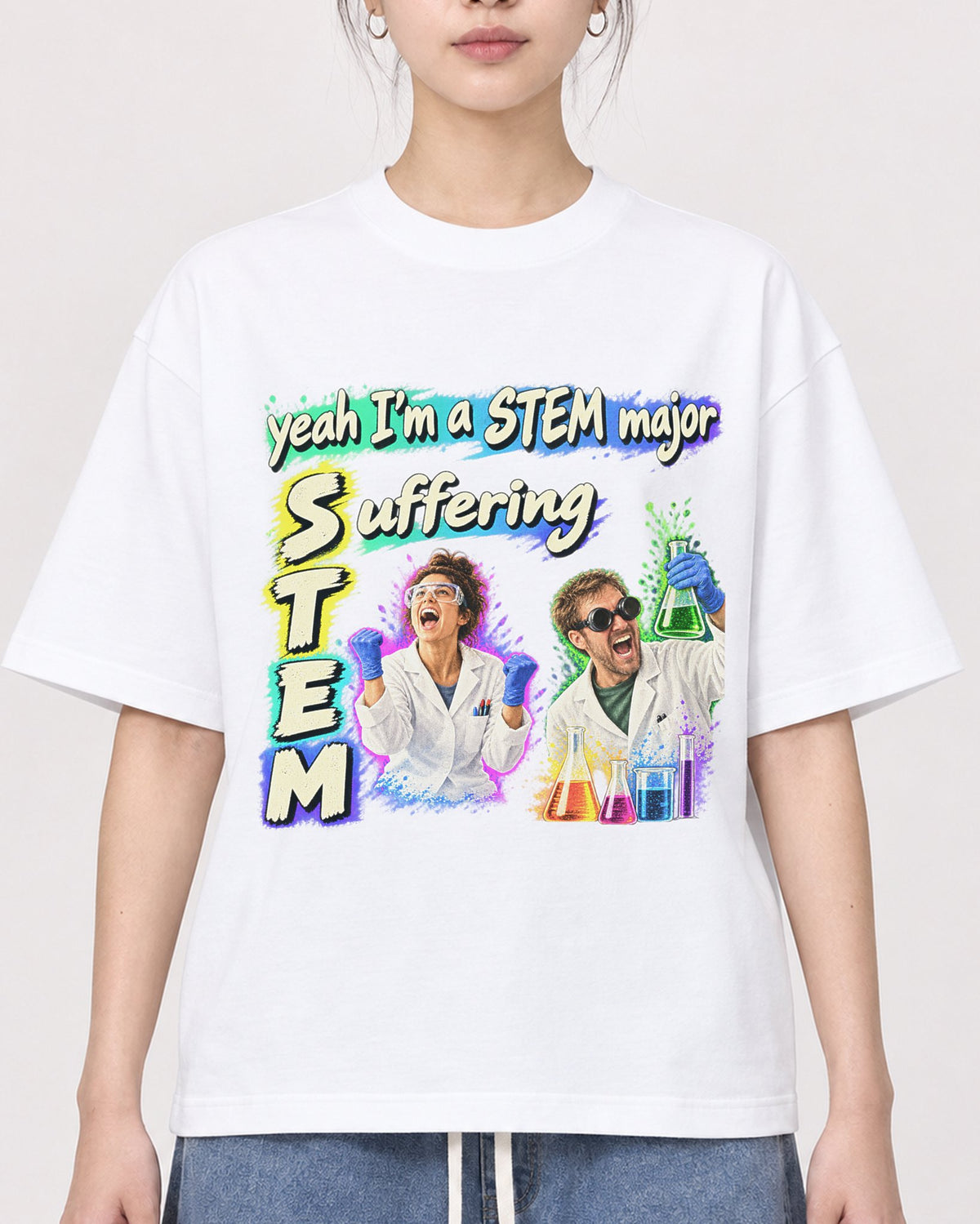 Mockup Boxy Heavyweight Tee White female close-up 41