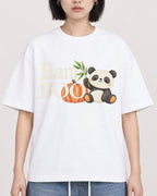 Mockup Boxy Heavyweight Tee White female close-up 11