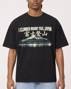 Mockup Boxy Heavyweight Tee Black male close-up 25