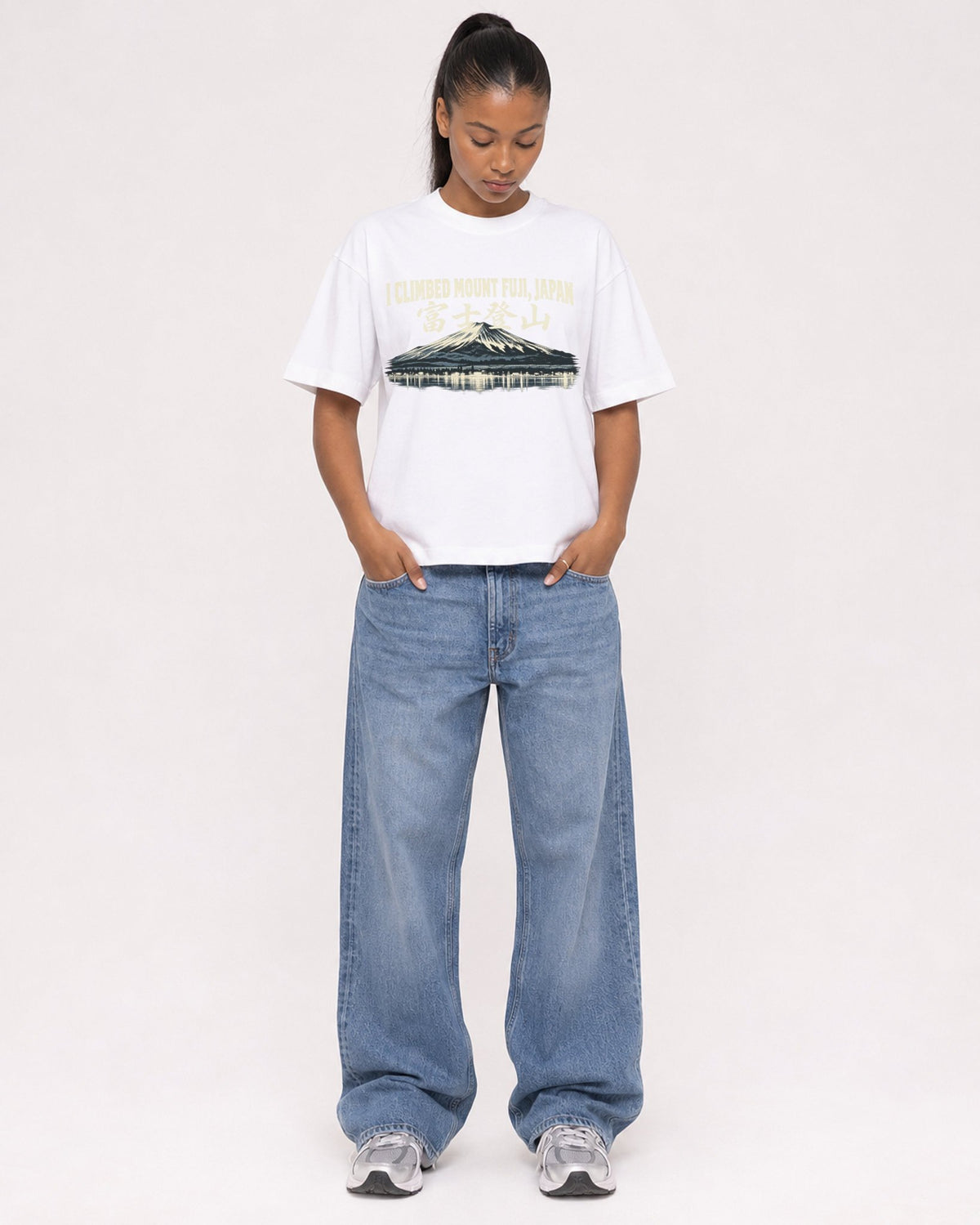 Mockup Boxy Heavyweight Tee White female full-body 25