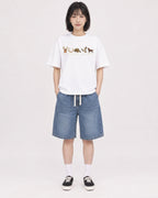 Mockup Boxy Heavyweight Tee White female full-body 11
