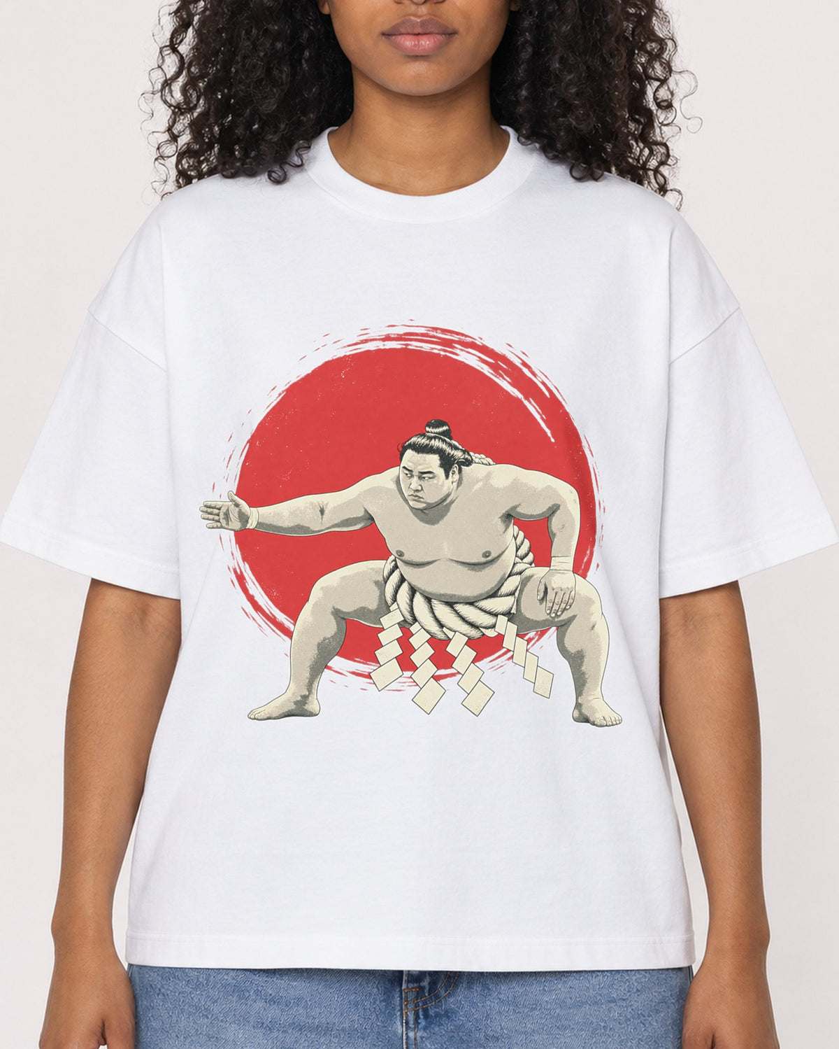 Mockup Boxy Heavyweight Tee White female close-up 05