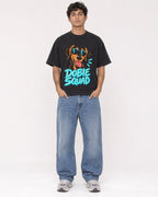 Mockup Boxy Heavyweight Tee Black male full-body 06