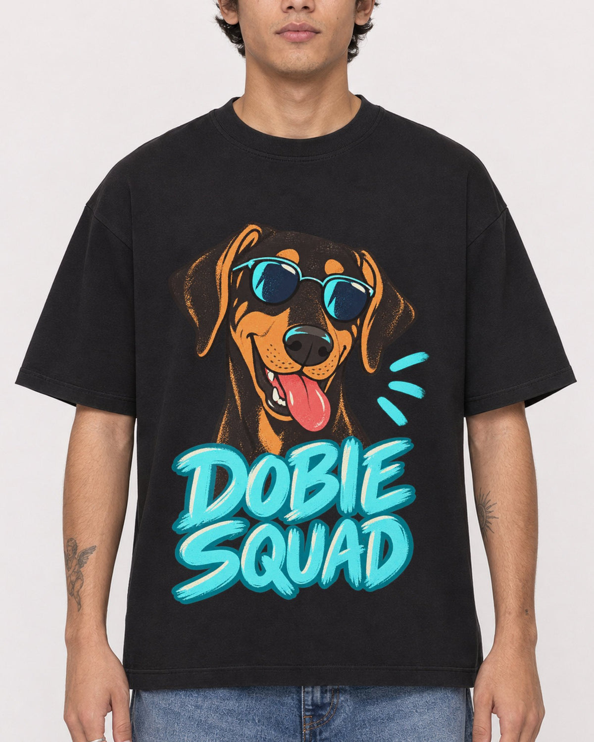 Mockup Boxy Heavyweight Tee Black male close-up 06
