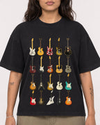 Mockup Boxy Heavyweight Tee Black female close-up 06