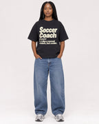 Mockup Boxy Heavyweight Tee Black female full-body 04