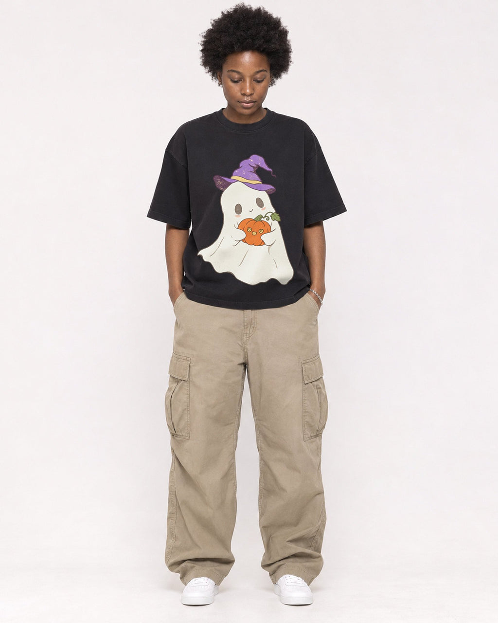 Mockup Boxy Heavyweight Tee Black female full-body 14