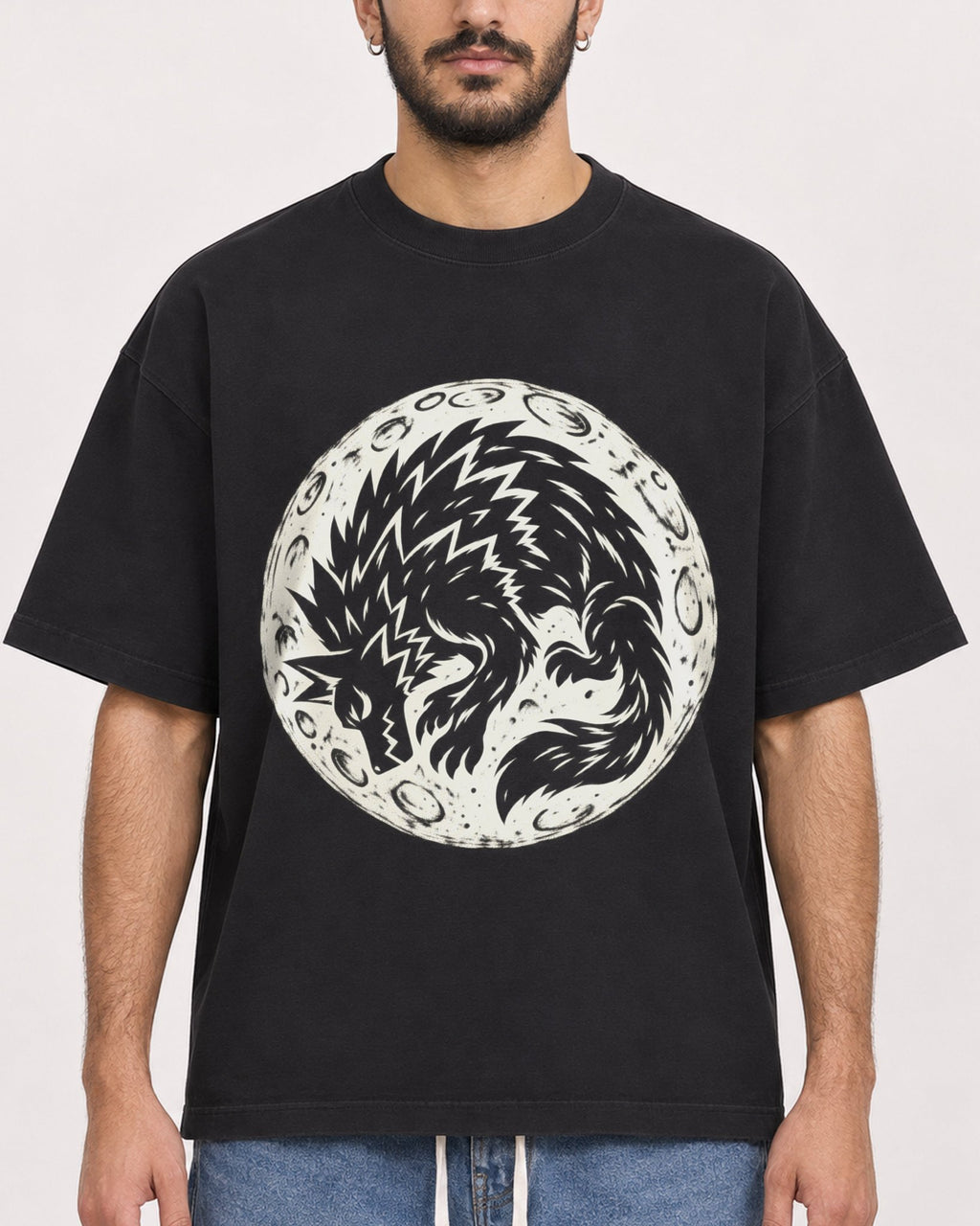 Mockup Boxy Heavyweight Tee Black male close-up 07