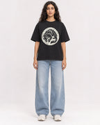 Mockup Boxy Heavyweight Tee Black female full-body 07