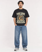 Mockup Boxy Heavyweight Tee Black male full-body 02