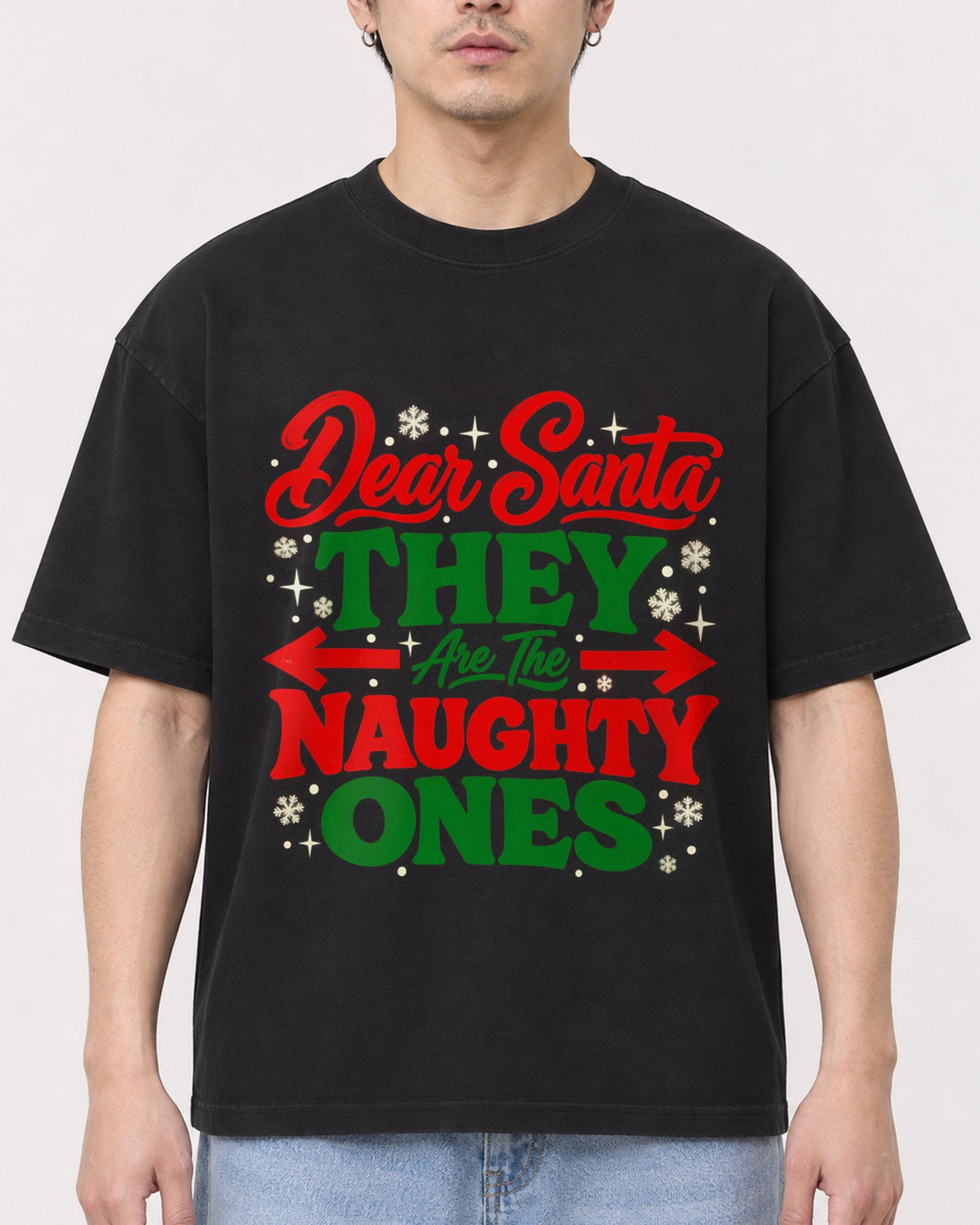 Mockup Boxy Heavyweight Tee Black male close-up 13