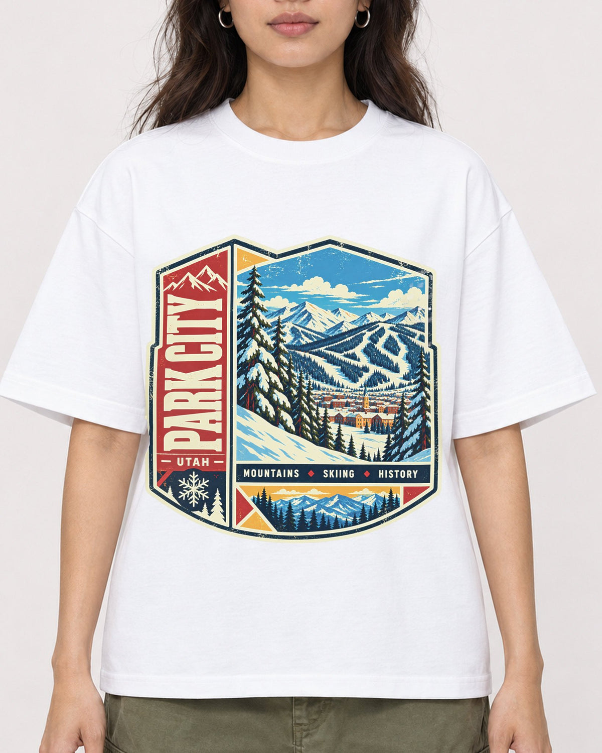 Mockup Boxy Heavyweight Tee White female close-up 02