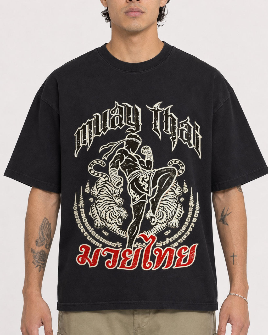 Mockup Boxy Heavyweight Tee Black male close-up 36