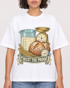 Mockup Boxy Heavyweight Tee White female close-up 40
