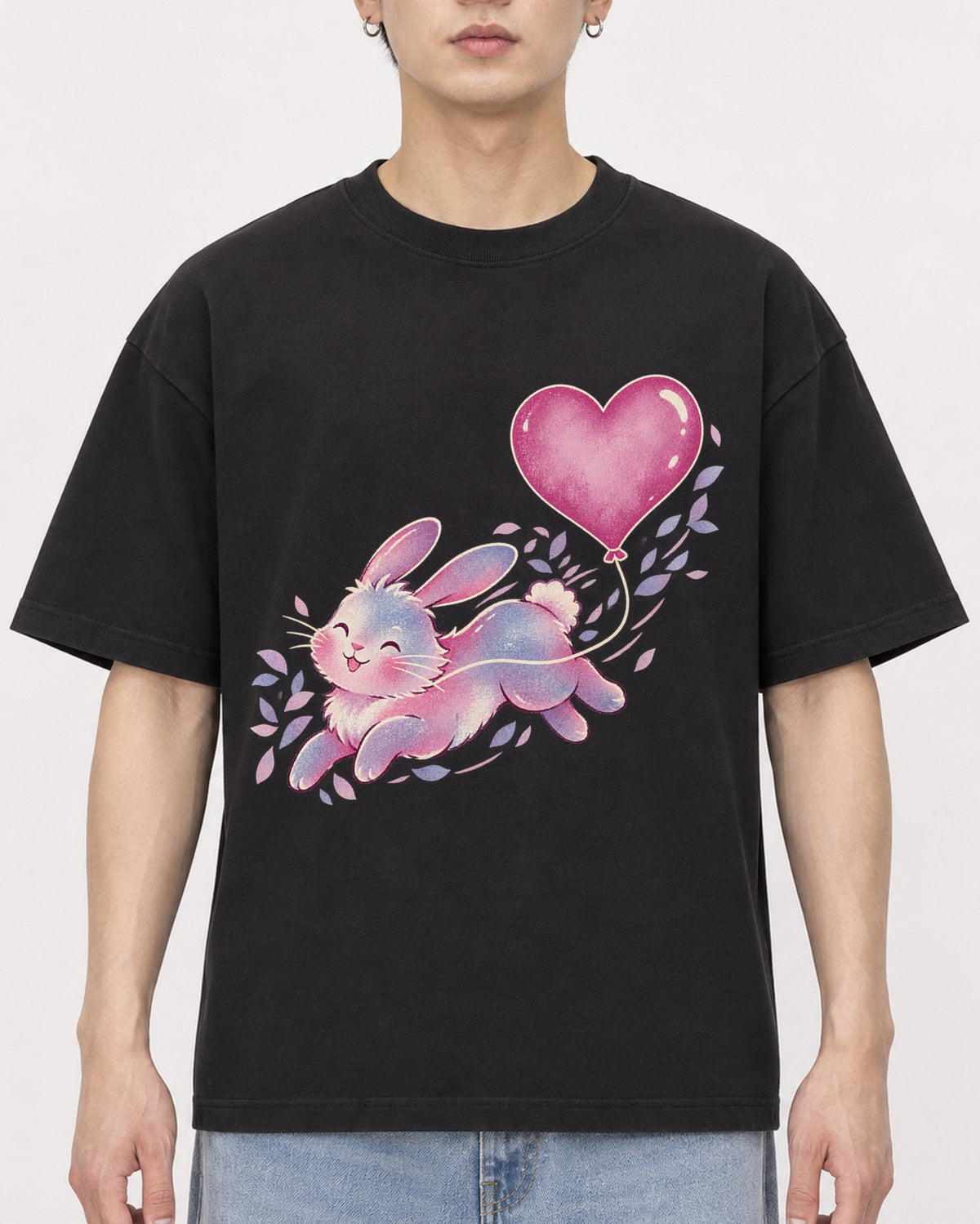 Mockup Boxy Heavyweight Tee Black male close-up 01