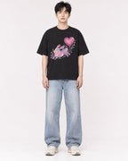 Mockup Boxy Heavyweight Tee Black male full-body 01