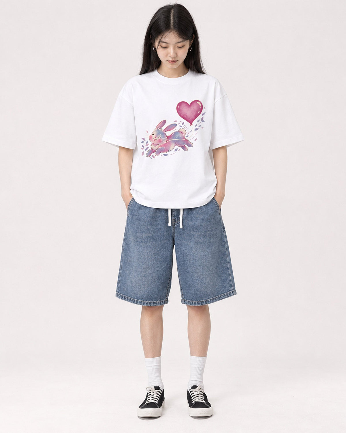 Mockup Boxy Heavyweight Tee White female full-body 01