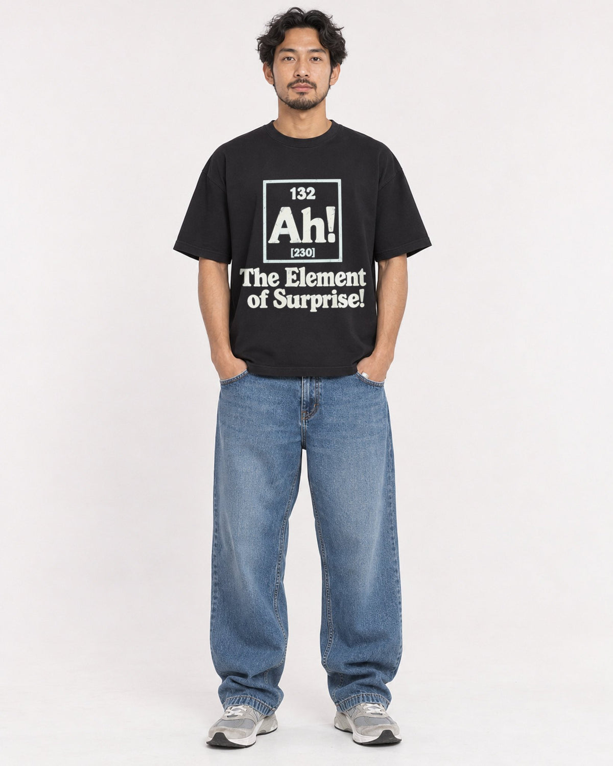 Mockup Boxy Heavyweight Tee Black male full-body 02