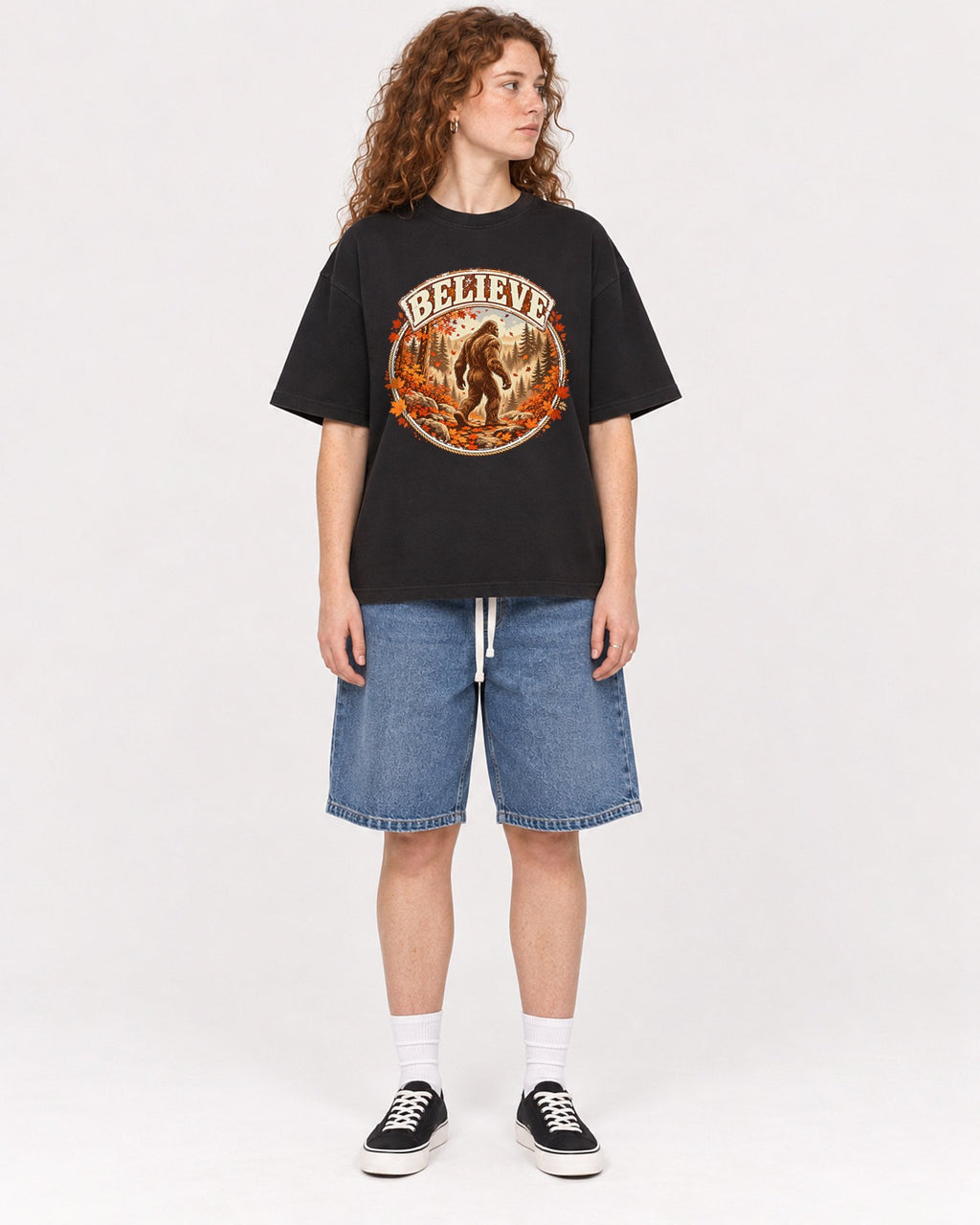 Mockup Boxy Heavyweight Tee Black female full-body 09