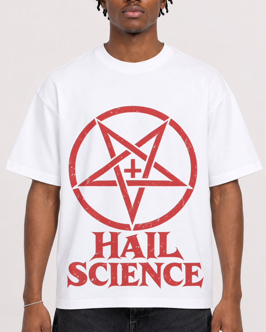 Mockup Boxy Heavyweight Tee White male close-up 05