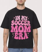 Mockup Boxy Heavyweight Tee Black male close-up 18
