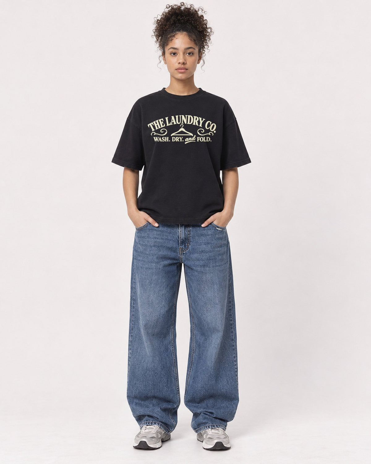 Mockup Boxy Heavyweight Tee Black female full-body 20