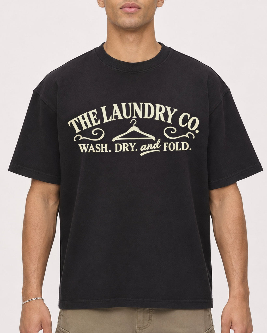 Mockup Boxy Heavyweight Tee Black male close-up 20