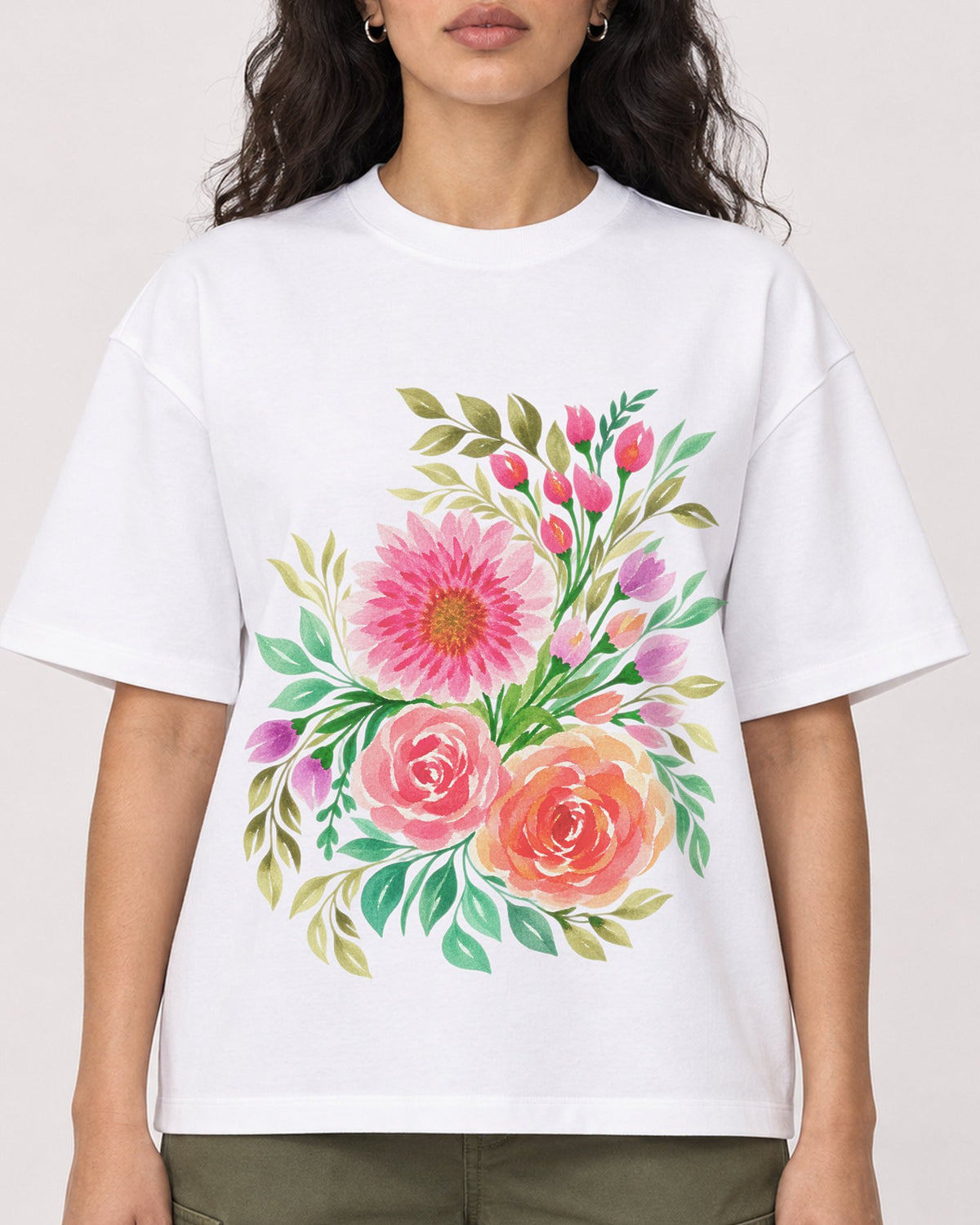 Mockup Boxy Heavyweight Tee White female close-up 07