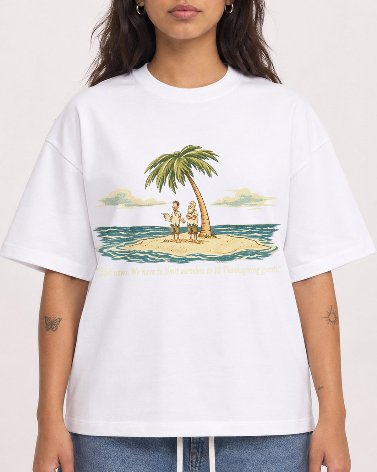 Mockup Boxy Heavyweight Tee White female close-up 06