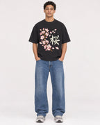 Mockup Boxy Heavyweight Tee Black male full-body 10