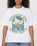 Mockup Boxy Heavyweight Tee White female close-up 05