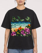 Mockup Boxy Heavyweight Tee Black female close-up 12