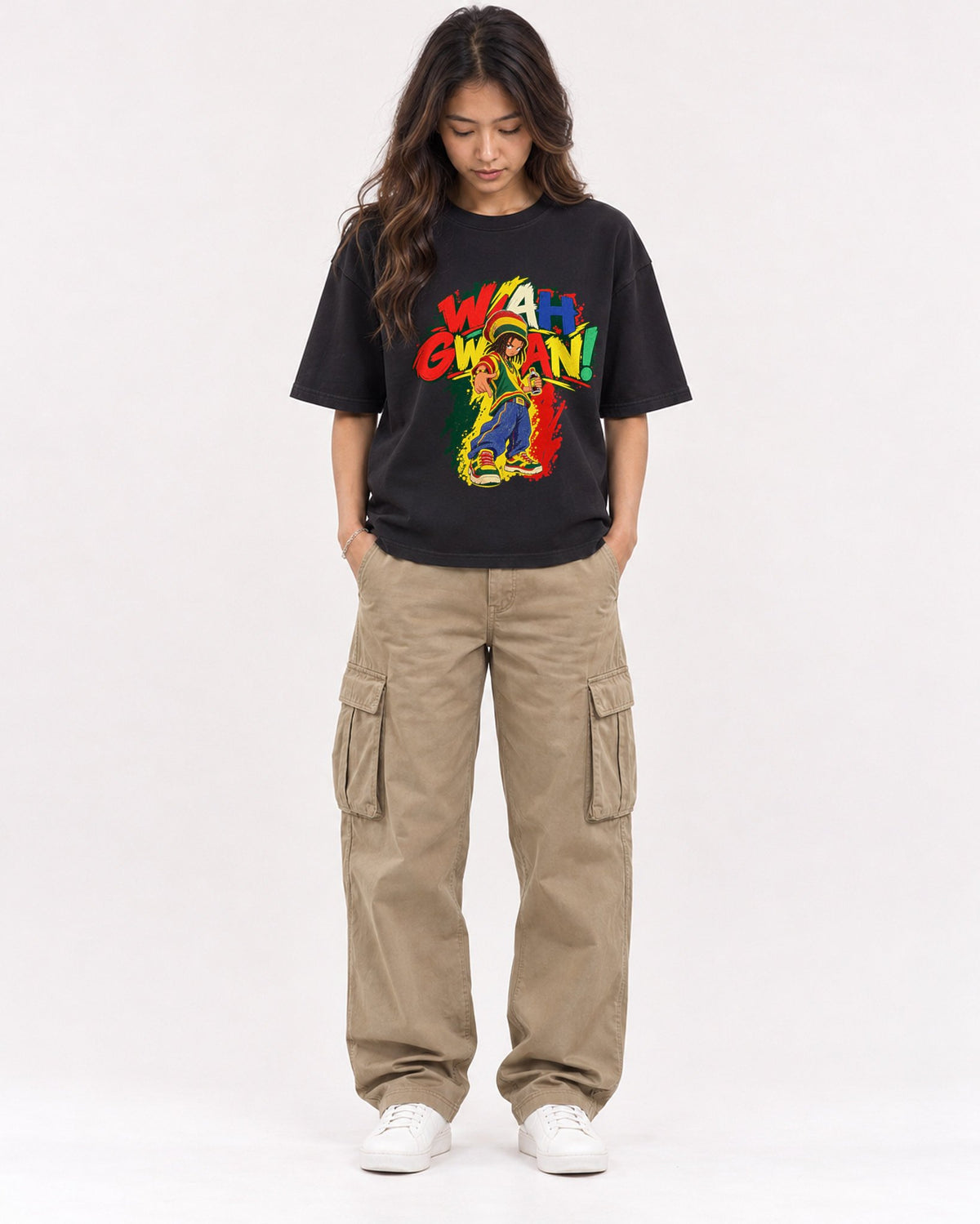 Mockup Boxy Heavyweight Tee Black female full-body 02