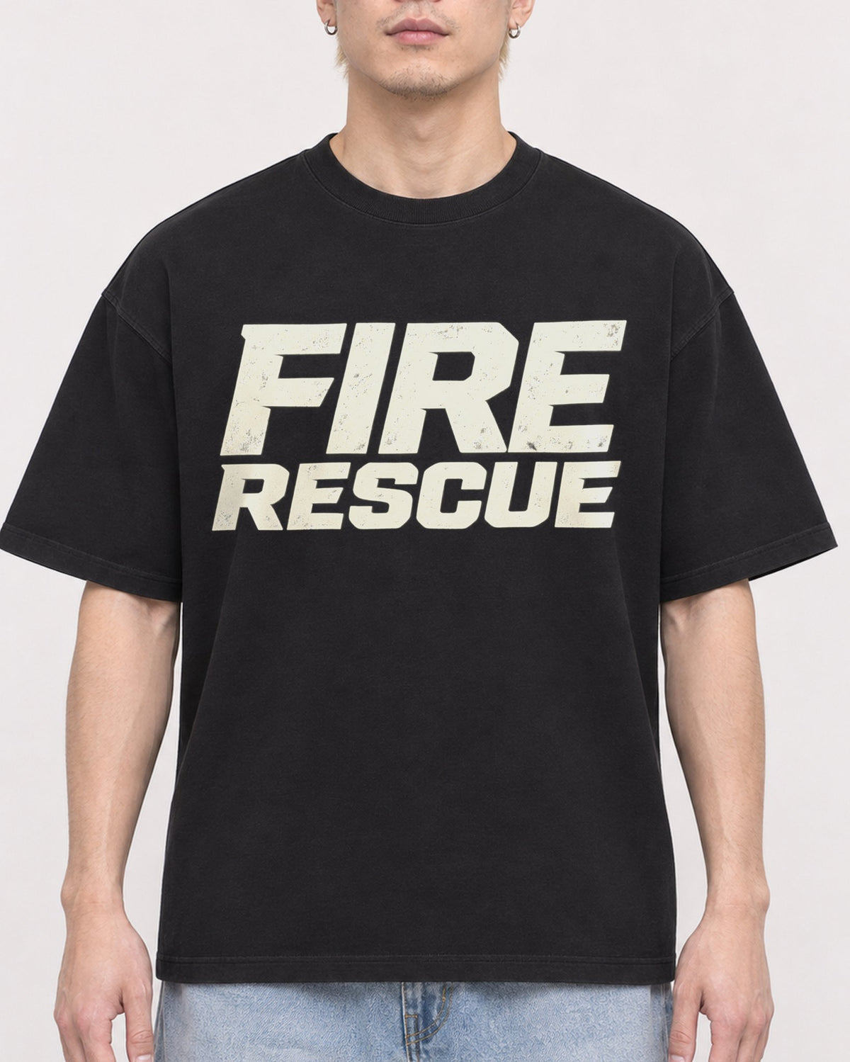 Mockup Boxy Heavyweight Tee Black male close-up 33