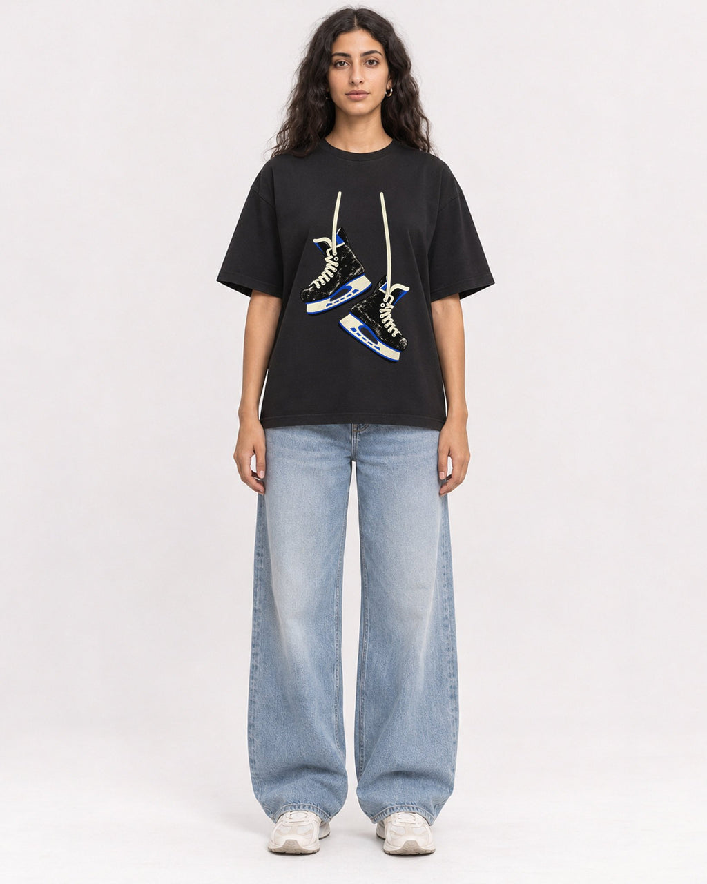 Mockup Boxy Heavyweight Tee Black female full-body 07