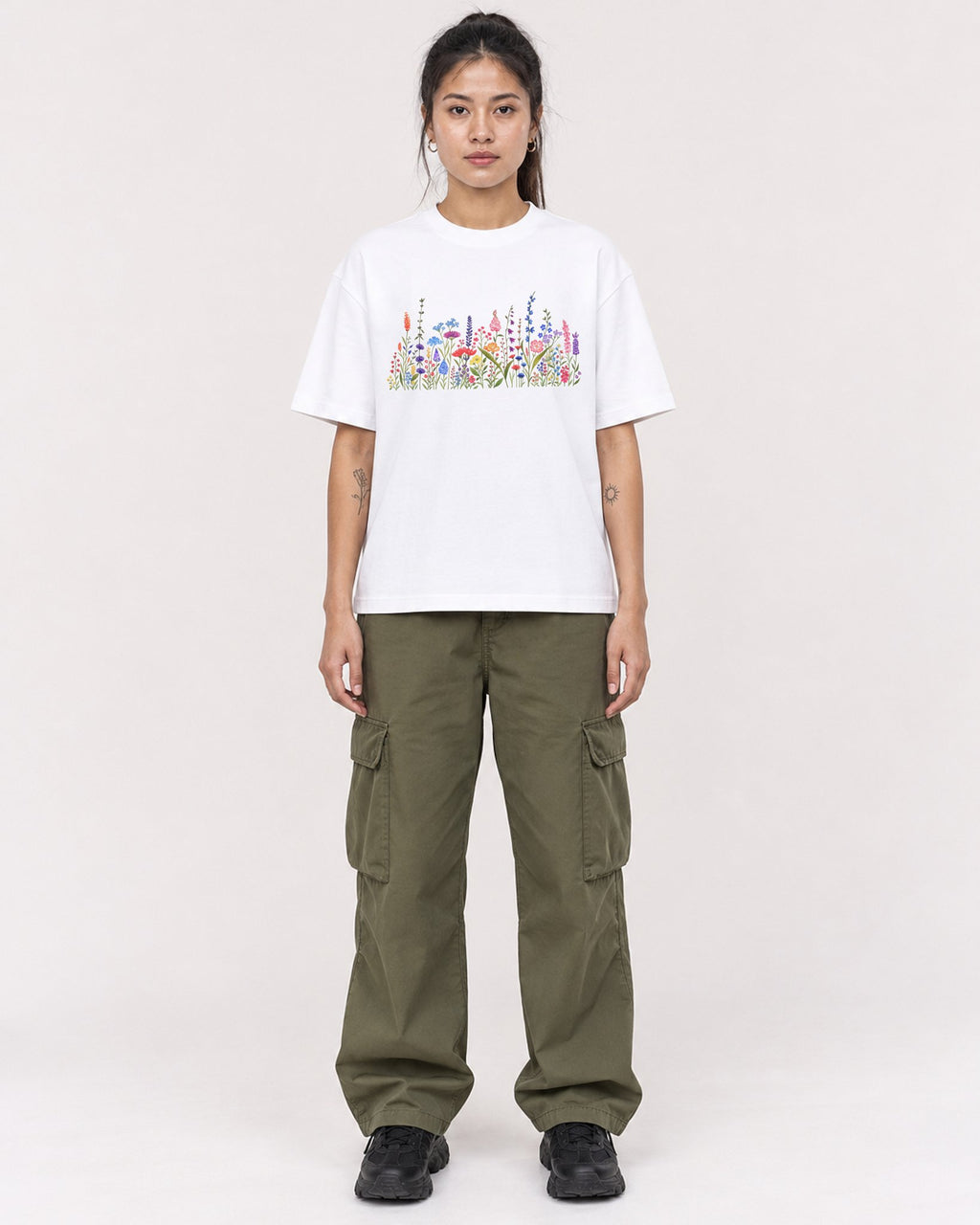Mockup Boxy Heavyweight Tee White female full-body 42