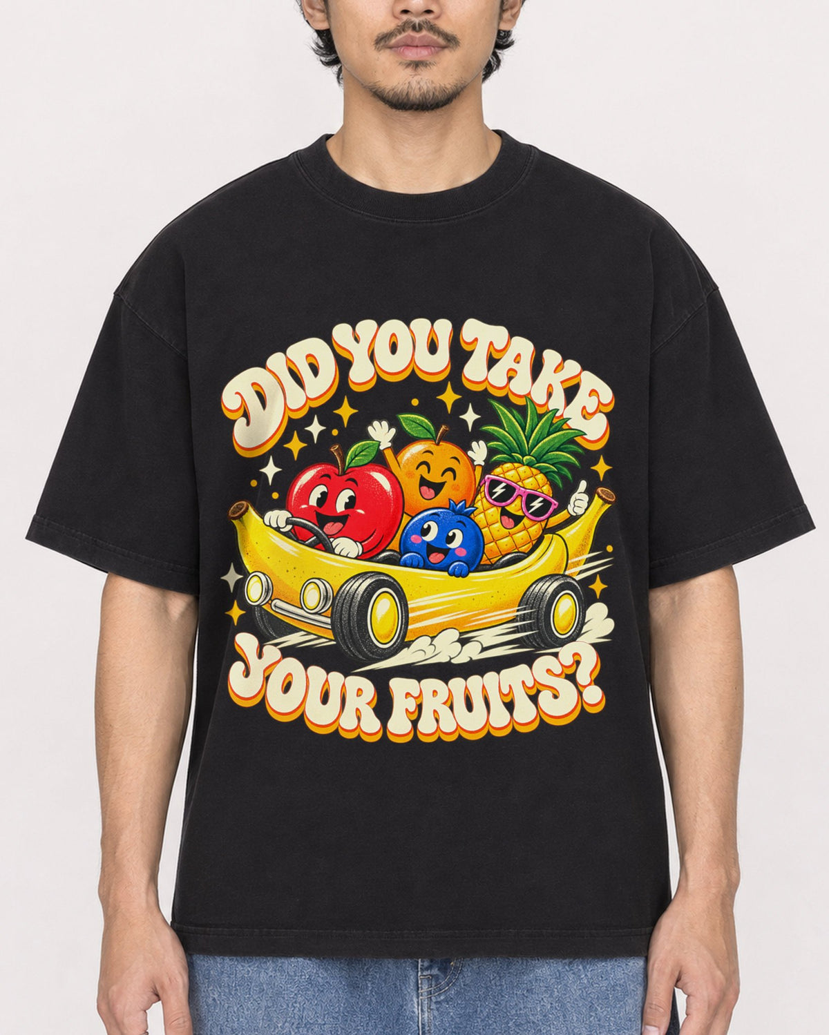 Mockup Boxy Heavyweight Tee Black male close-up 02