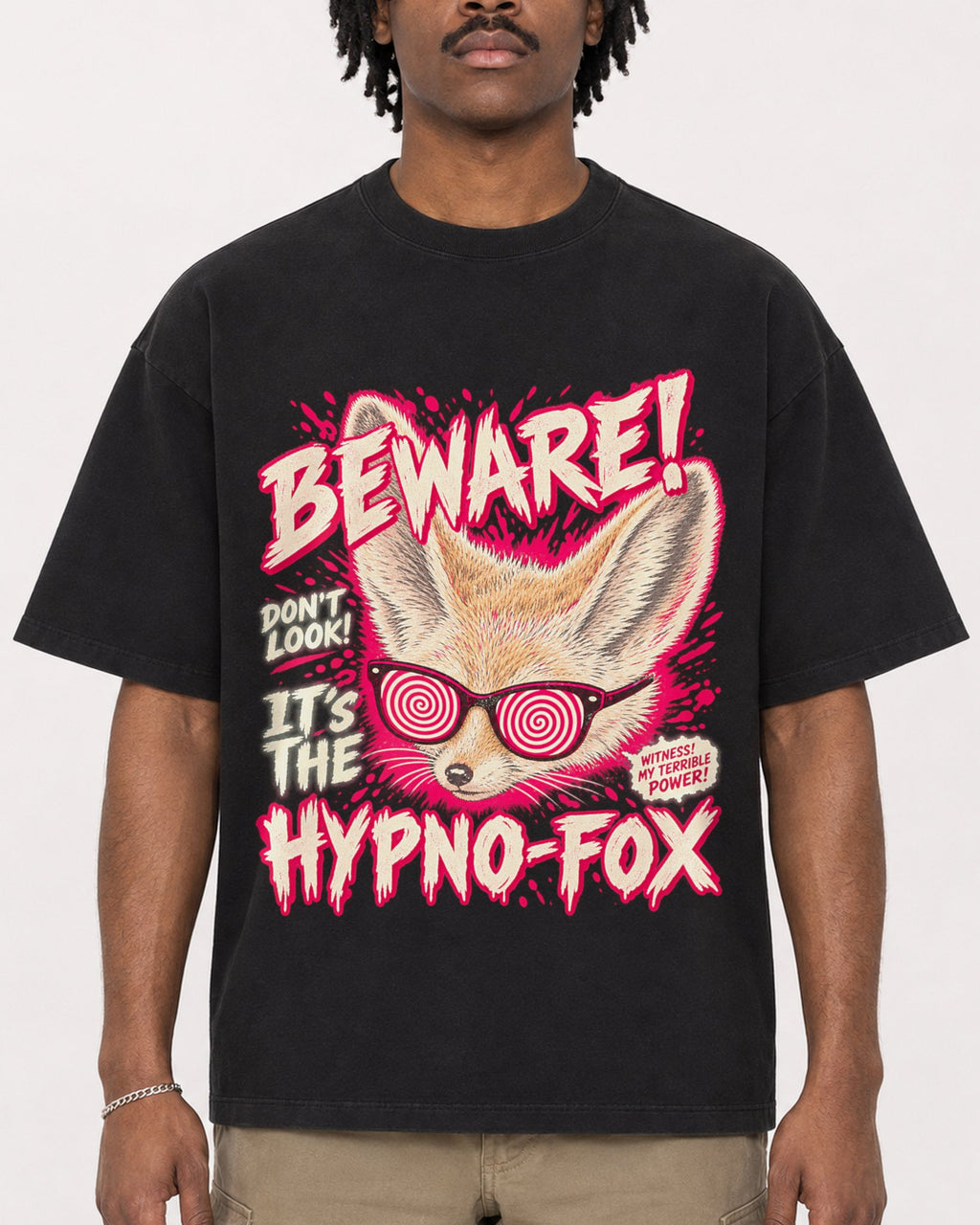 Mockup Boxy Heavyweight Tee Black male close-up 04