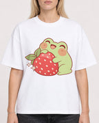 Mockup Boxy Heavyweight Tee White female close-up 08